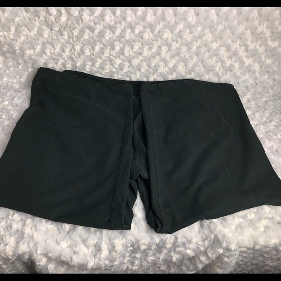 Under Armour Yoga Pants - Picture 3 of 5